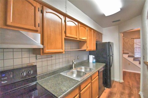 Appartement à louer à Lakeland, Floride: 2 chambres, 303.23 m2 № 2386443 - photo 8
