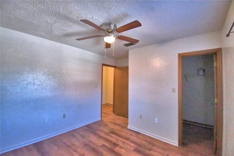 Appartement à louer à Lakeland, Floride: 2 chambres, 303.23 m2 № 2386443 - photo 17