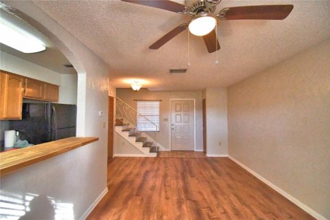 Appartement à louer à Lakeland, Floride: 2 chambres, 303.23 m2 № 2386443 - photo 6