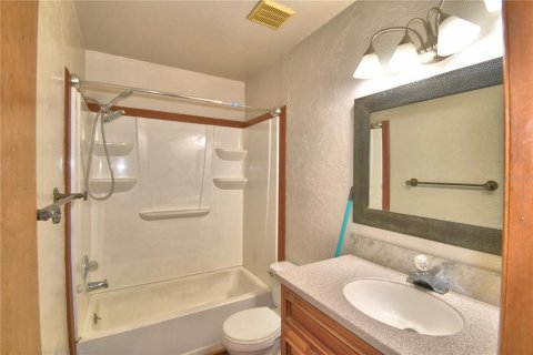 Appartement à louer à Lakeland, Floride: 2 chambres, 303.23 m2 № 2386443 - photo 18