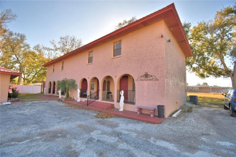 Appartement à Lakeland, Floride 2 chambres, 303.23 m2 № 2386443