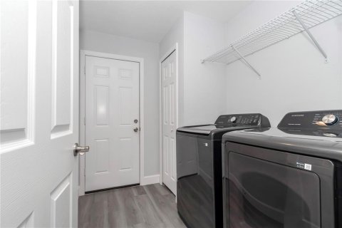 Casa en venta en Ocala, Florida, 4 dormitorios, 150.97 m2 № 1636769 - foto 13