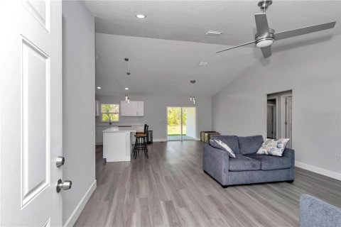Casa en venta en Ocala, Florida, 4 dormitorios, 150.97 m2 № 1636769 - foto 3