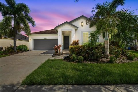 House in Apollo Beach, Florida 4 bedrooms, 200.76 sq.m. № 2363917