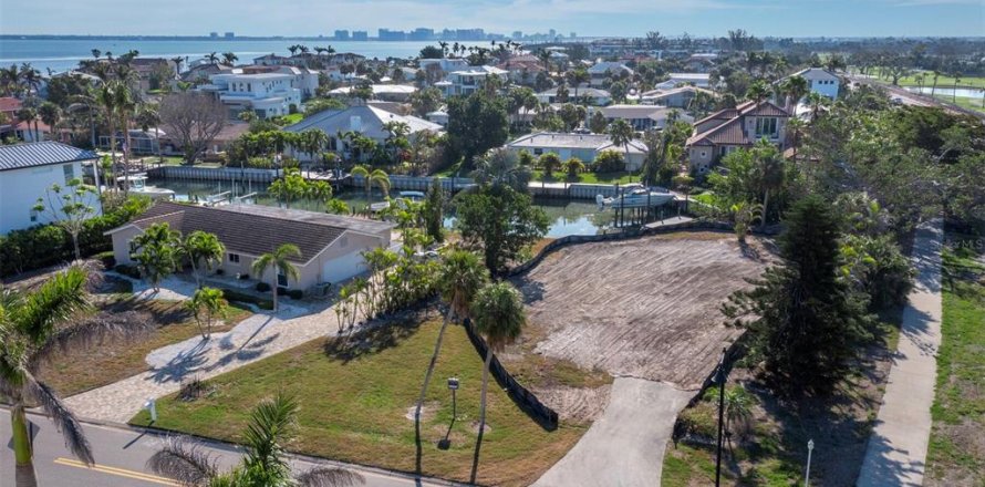 Land in Longboat Key, Florida № 1608497