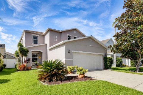 House in Davenport, Florida 4 bedrooms, 209.59 sq.m. № 2342519