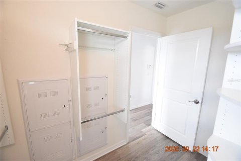 Villa ou maison à louer à Wesley Chapel, Floride: 5 chambres, 227.33 m2 № 2385792 - photo 30