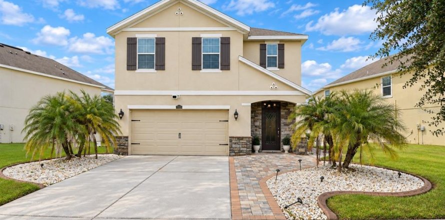 Villa ou maison à Wesley Chapel, Floride 5 chambres, 227.33 m2 № 2385792