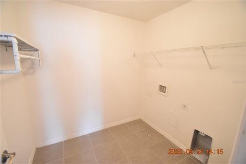 Villa ou maison à louer à Wesley Chapel, Floride: 5 chambres, 227.33 m2 № 2385792 - photo 23