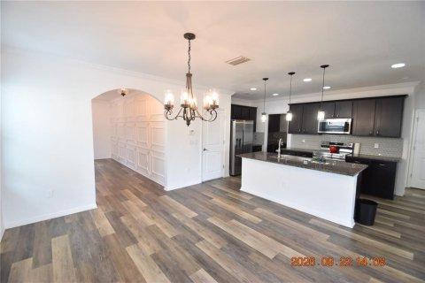 Villa ou maison à louer à Wesley Chapel, Floride: 5 chambres, 227.33 m2 № 2385792 - photo 12