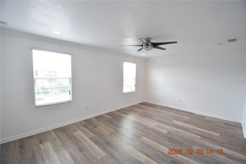 Villa ou maison à louer à Wesley Chapel, Floride: 5 chambres, 227.33 m2 № 2385792 - photo 24