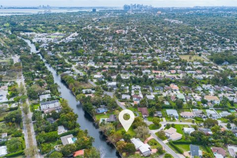 Студия в Майами, Флорида № 2050520