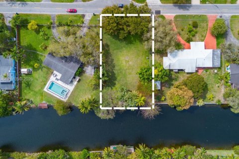 Купить виллу или дом в Майами, Флорида № 2050520 - фото 2