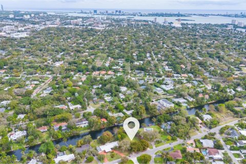 Купить виллу или дом в Майами, Флорида № 2050520 - фото 9