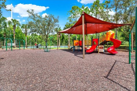 House in Wesley Chapel, Florida 3 bedrooms, 149.29 sq.m. № 1723912 - photo 30