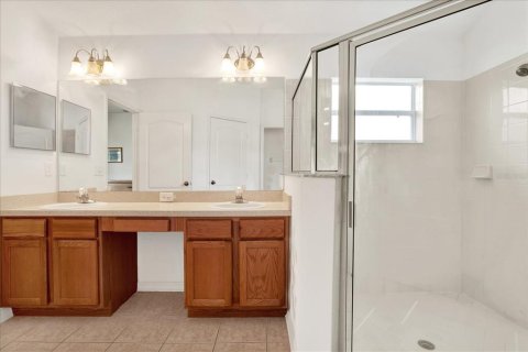 House in Wesley Chapel, Florida 3 bedrooms, 149.29 sq.m. № 1723912 - photo 14