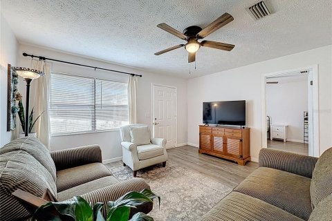 Casa en venta en Ocala, Florida, 3 dormitorios, 101.45 m2 № 2157090 - foto 9