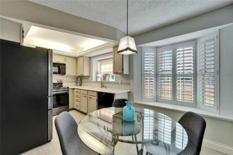 Adosado en venta en Redington Shores, Florida, 2 dormitorios, 114.92 m2 № 1909941 - foto 27