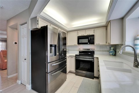 Adosado en venta en Redington Shores, Florida, 2 dormitorios, 114.92 m2 № 1909941 - foto 28
