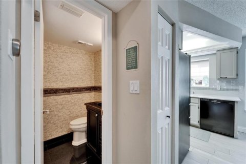 Adosado en venta en Redington Shores, Florida, 2 dormitorios, 114.92 m2 № 1909941 - foto 22