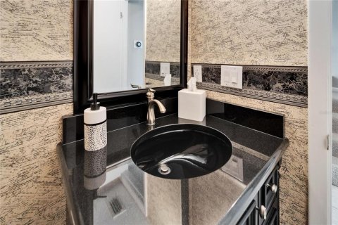 Adosado en venta en Redington Shores, Florida, 2 dormitorios, 114.92 m2 № 1909941 - foto 24