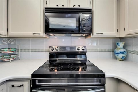 Adosado en venta en Redington Shores, Florida, 2 dormitorios, 114.92 m2 № 1909941 - foto 30