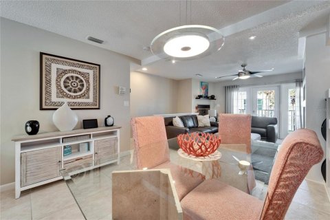 Adosado en venta en Redington Shores, Florida, 2 dormitorios, 114.92 m2 № 1909941 - foto 21