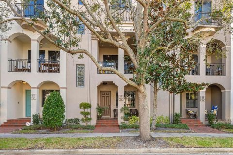 Townhouse in Tampa, Florida 3 bedrooms, 175.03 sq.m. № 2232873