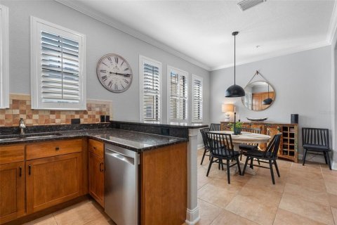 Adosado en venta en Tampa, Florida, 3 dormitorios, 175.03 m2 № 2232873 - foto 15
