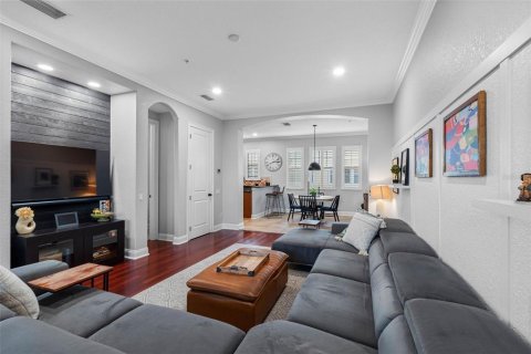 Adosado en venta en Tampa, Florida, 3 dormitorios, 175.03 m2 № 2232873 - foto 6