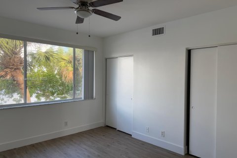 Townhouse in Weston, Florida 2 bedrooms № 1970485 - photo 21