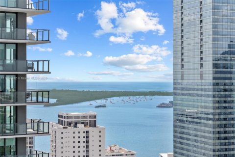 Condo in Miami, Florida, 1 bedroom  № 1942575 - photo 20