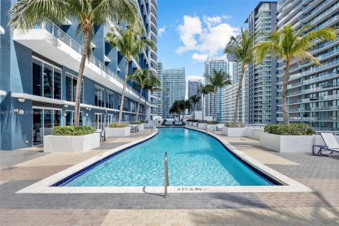 Condo in Miami, Florida, 1 bedroom  № 1942575 - photo 22