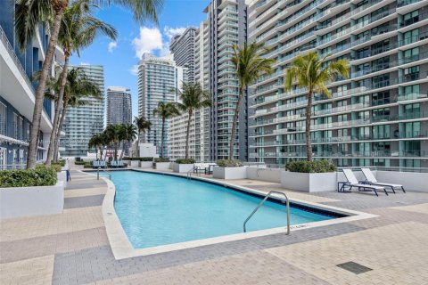 Condo in Miami, Florida, 1 bedroom  № 1942575 - photo 23
