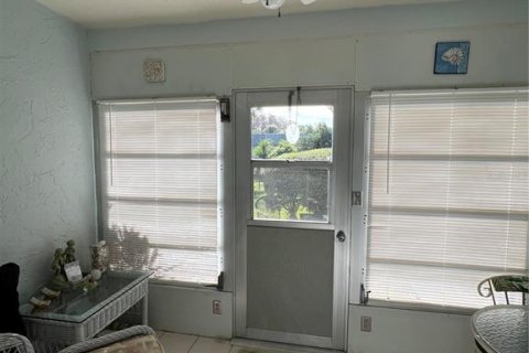 Villa ou maison à louer à New Port Richey, Floride: 2 chambres, 85.75 m2 № 1624948 - photo 23