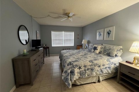 Villa ou maison à louer à New Port Richey, Floride: 2 chambres, 85.75 m2 № 1624948 - photo 15