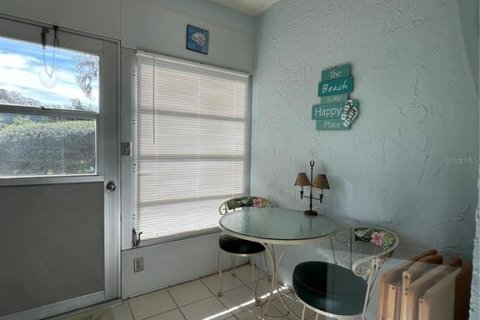 Villa ou maison à louer à New Port Richey, Floride: 2 chambres, 85.75 m2 № 1624948 - photo 20