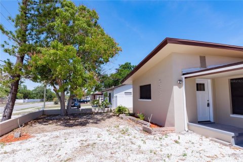 Villa ou maison à vendre à Saint Petersburg, Floride: 3 chambres, 132.39 m2 № 2289832 - photo 7