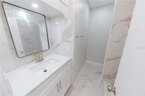 Villa ou maison à vendre à Saint Petersburg, Floride: 3 chambres, 132.39 m2 № 2289832 - photo 24