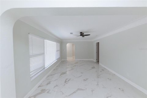 Villa ou maison à vendre à Saint Petersburg, Floride: 3 chambres, 132.39 m2 № 2289832 - photo 16