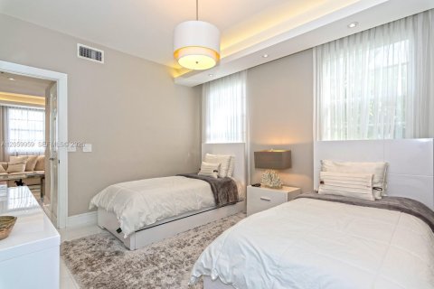 Снять в аренду кондоминиум в Авентура, Флорида 2 спальни, 122.63м2, № 2264583 - фото 18