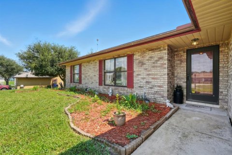 House in Ormond Beach, Florida 3 bedrooms, 166.85 sq.m. № 1909876 - photo 5