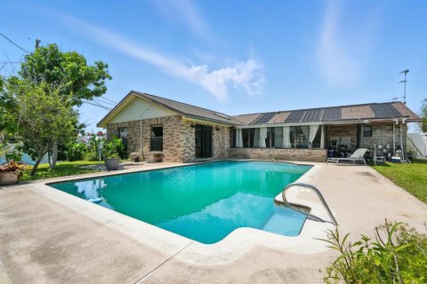 House in Ormond Beach, Florida 3 bedrooms, 166.85 sq.m. № 1909876 - photo 3