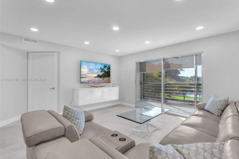 Condominio en venta en Coconut Creek, Florida, 2 dormitorios, 107.49 m2 № 1994399 - foto 12