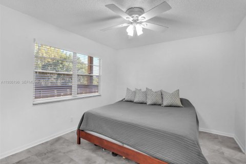 Condominio en venta en Coconut Creek, Florida, 2 dormitorios, 107.49 m2 № 1994399 - foto 23