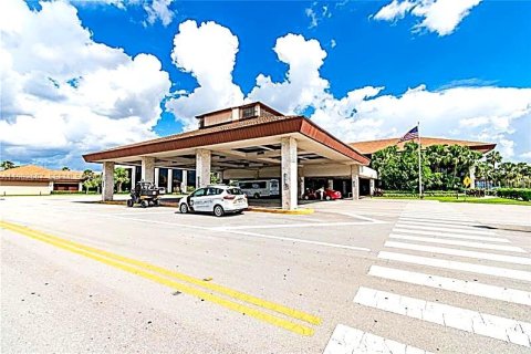 Condominio en venta en Pembroke Pines, Florida, 1 dormitorio, 63.64 m2 № 2049394 - foto 5