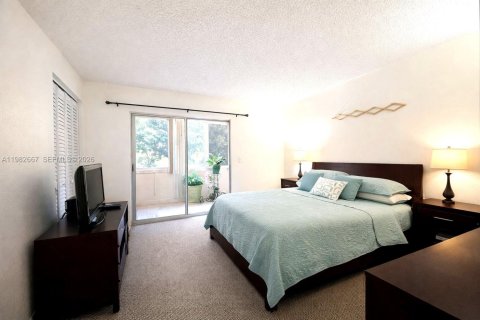 Condominio en venta en Pembroke Pines, Florida, 1 dormitorio, 63.64 m2 № 2049394 - foto 17