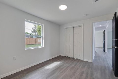 Propiedad comercial en venta en Saint Petersburg, Florida, 10 dormitorios, 466 m2 № 1530538 - foto 27
