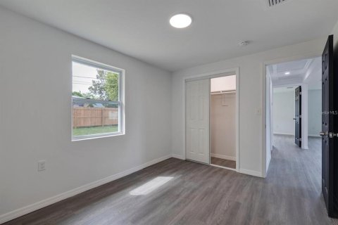 Propiedad comercial en venta en Saint Petersburg, Florida, 10 dormitorios, 466 m2 № 1530538 - foto 28