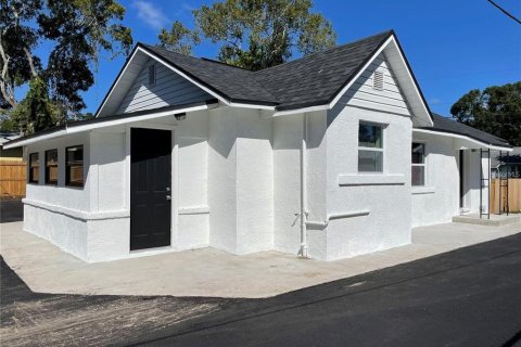 Propiedad comercial en venta en Saint Petersburg, Florida, 10 dormitorios, 466 m2 № 1530538 - foto 9